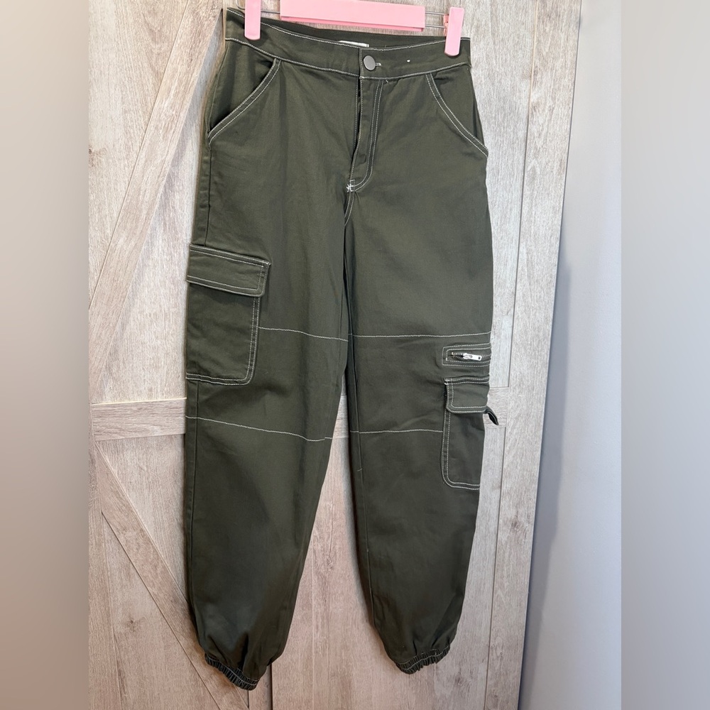 Women's Olive Cargo Pants